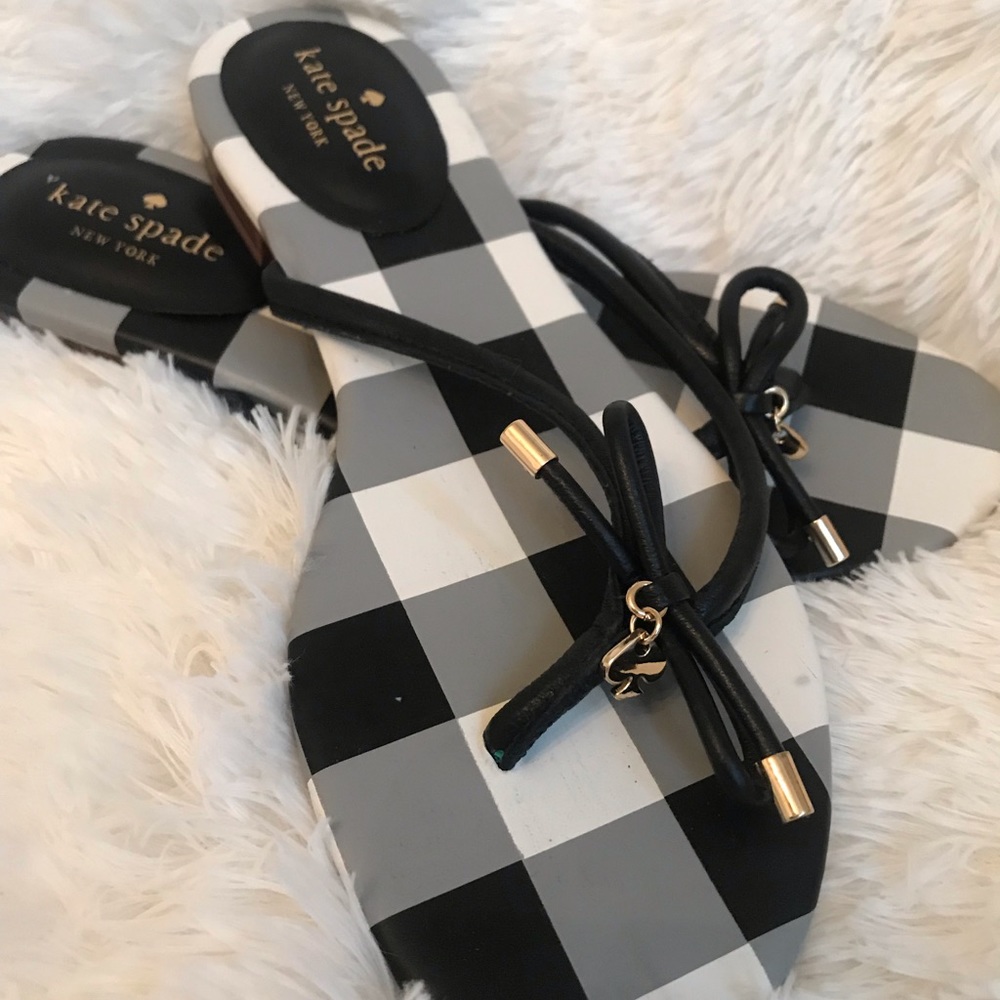 Black and White Kate Spade Sandals🖤